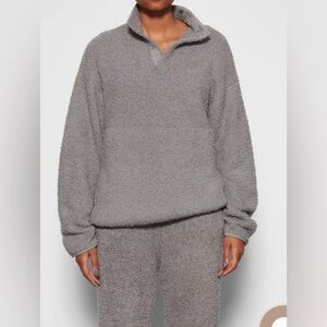 SKIMS Cozy Knit Pullover and Jogger Set in Smoke color - Size L/XL